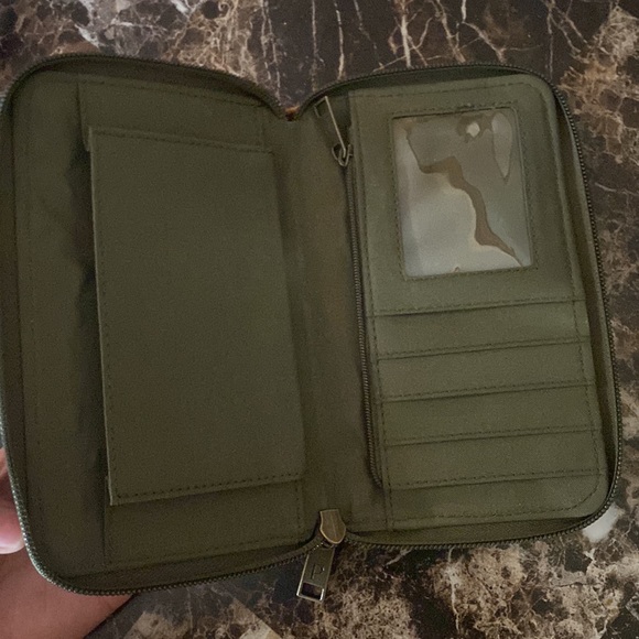 Wallet - Picture 3 of 3